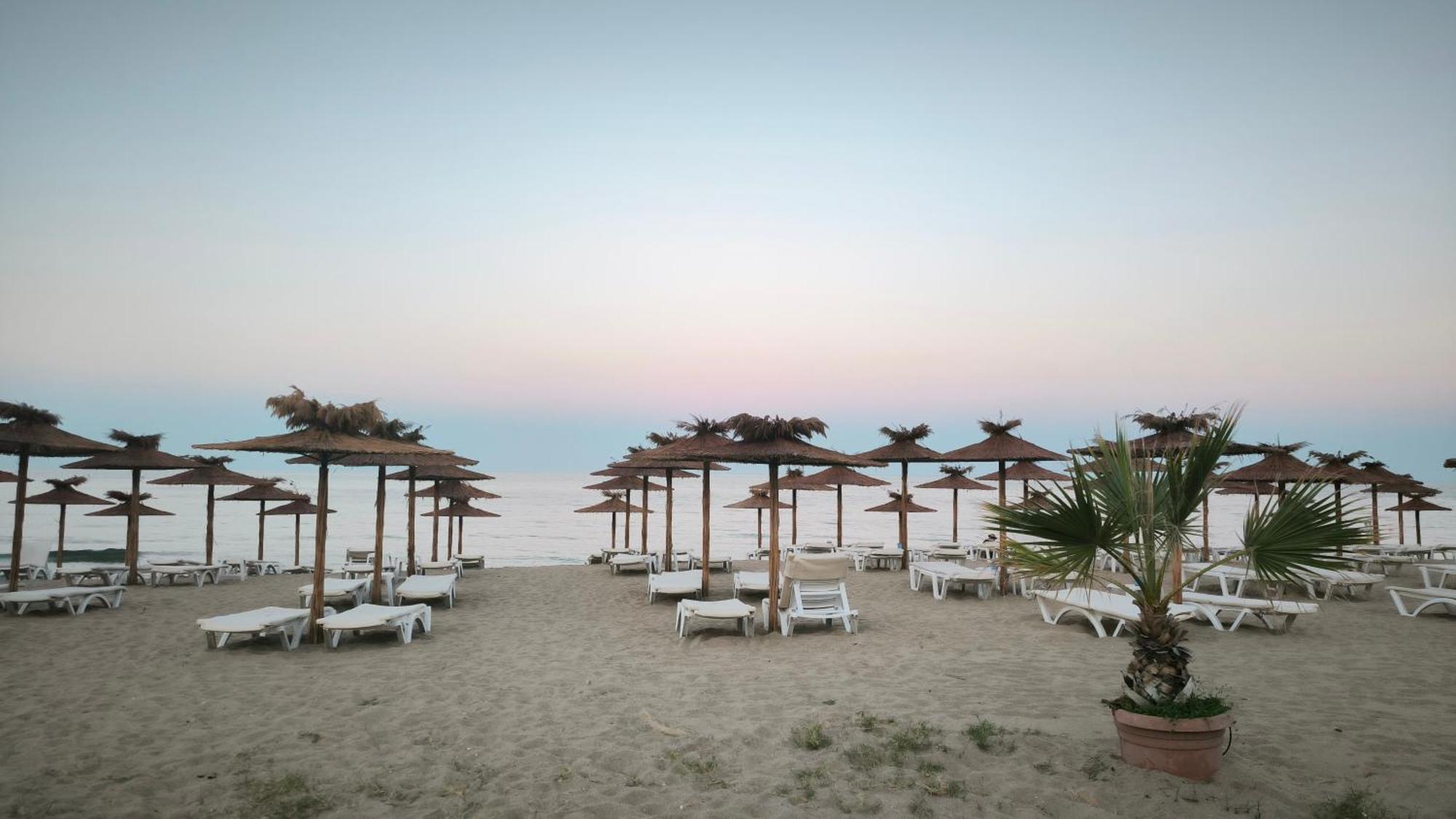 Kabakum Sea View Apartment Varna Bagian luar foto